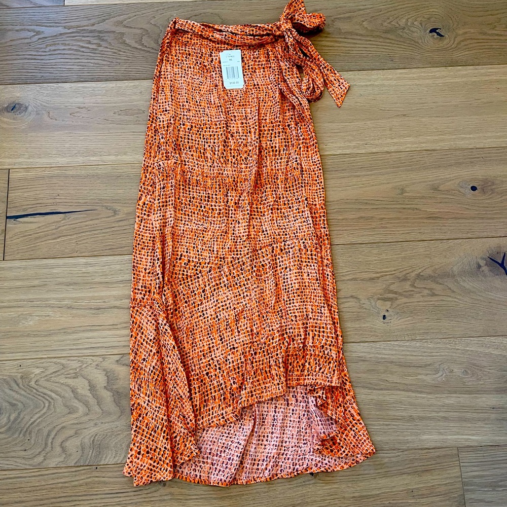 Beautiful LSpace WrapSkirt with Tags!
